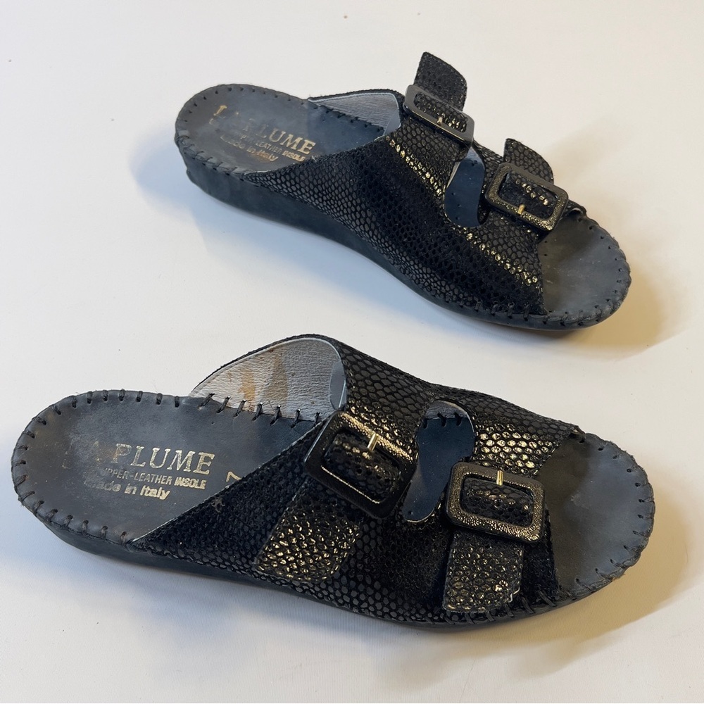 La PLUME Women’s Size 37 black Slip on Leather Sandal Made In Italy.